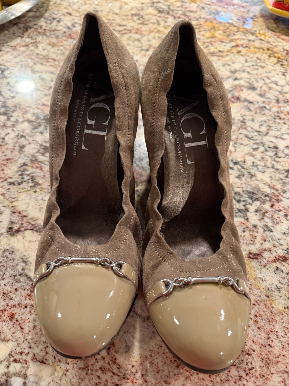 AGL 9.5 Leather Suede Wedge Cap Toe Color : Tan Taupe Italy